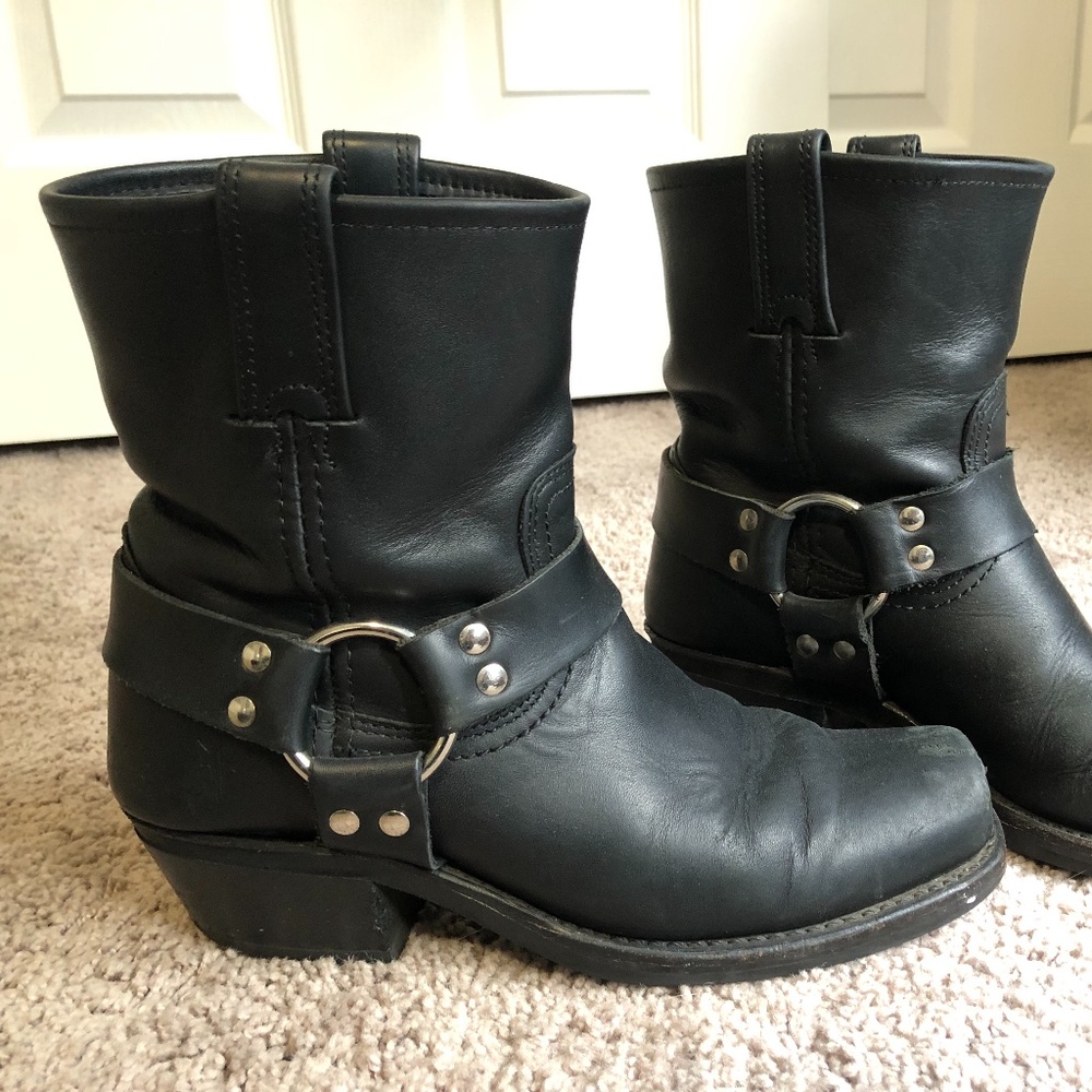 Frye black leather moto boots harness low rider - GREAT condition